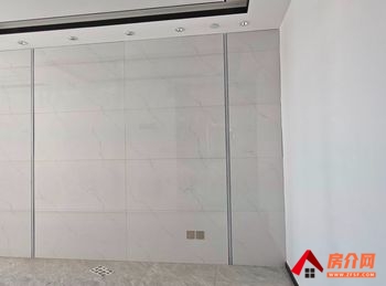 莲花财富中心 >156m²写字楼出租,参考报价:374