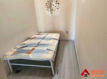 「昆明」五华莲花片区80m²商铺出租,参考报价:3600元/ 「昆明」五华莲花片区80m²商铺出租,参考报价:3600元/