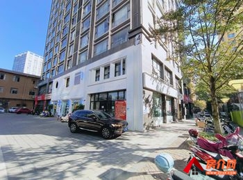 官渡新亚洲体育城160.29m²商铺出售,参考报价:110万