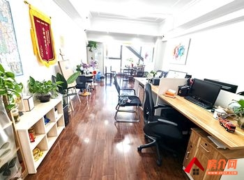 万达国际精装公寓 >60m²写字楼出租，参考报价：20