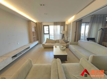 五华假日城市(1期)，3室2厅房子出租(整租)，租金每月19