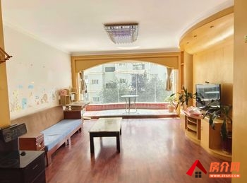 盘龙金泉小区二期，3室2厅二手房出售,报价：105万元