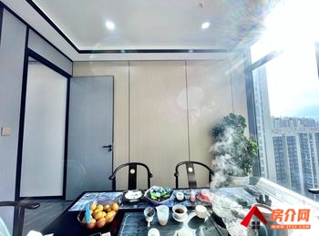 「昆明」润城第五大道 >246m²写字楼出租，参考报价