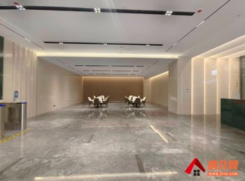 远大广场 >348m²写字楼出租，参考报价：面议