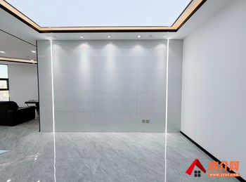 莲花财富中心 >228m²写字楼出租，参考报价：570