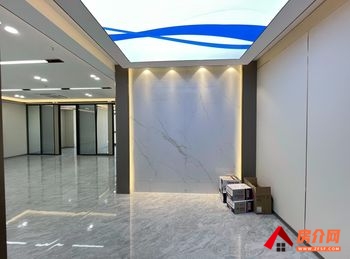 「昆明」螺蛳湾中心 >210m²写字楼出租，参考报价：