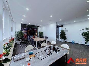 昆明国际友联 >140m²写字楼出租，参考报价：392