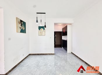 五华融创君庭云邸，3室2厅房子出租(整租)，租金每月2000