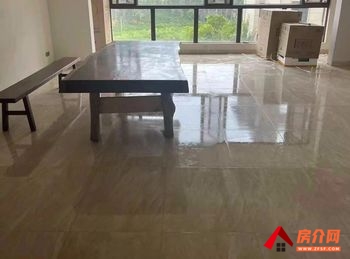 五华德润香山府，3室2厅二手房出售,报价：165万元