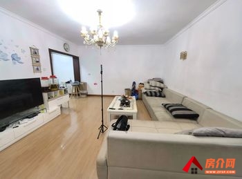 盘龙金利园，3室2厅二手房出售,报价：100万元