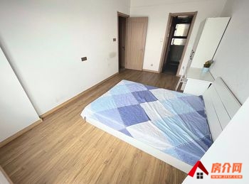 昆明官渡碧桂园樾府 3室2厅房子出租(合租)，租金每月600