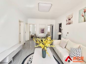 五华新闻路199，3室2厅二手房出售,报价：69万元