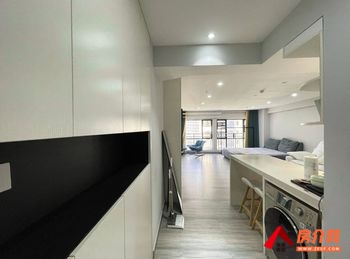 昆明五华中铁云时代广场 1室1厅房子出租(整租)，租金每月1