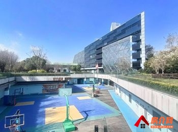 西山滇池度假区34921m²商铺出售，参考报价：30000万