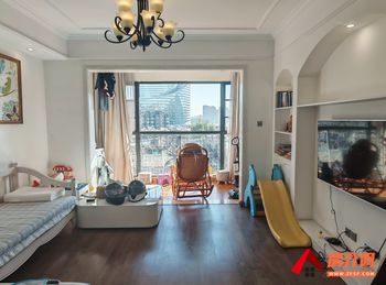 盘龙银海白沙郡，3室2厅二手房出售,报价：96万元