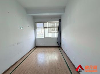 汇金大厦 >63m²写字楼出租,参考报价:1050元/