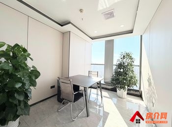 欣都龙城写字楼 >286m²写字楼出租，参考报价：面议