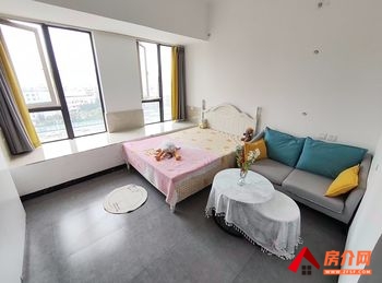 「昆明」西山绿地大城天地,1室1厅房子出租(整租)，租金每月