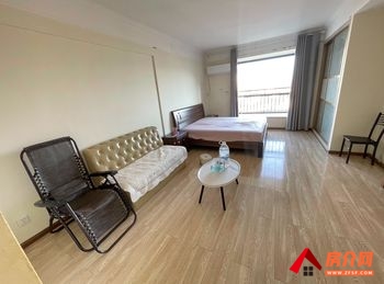 西山中央丽城，1室1厅房子出租(整租)，租金每月1600元