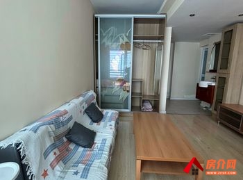 盘龙拓东路96号小区，1室1厅房子出租(整租)，租金每月14