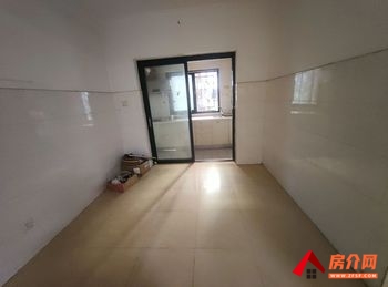 江东花园竹香园小区房屋出售，盘龙江东花园竹香园，3室2厅，报