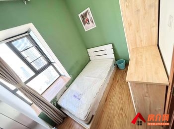 西山润城2区，3室2厅房子出租(合租)，租金每月350元