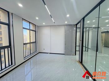 昆明未名城写字楼 >306m²写字楼出租，参考报价：7