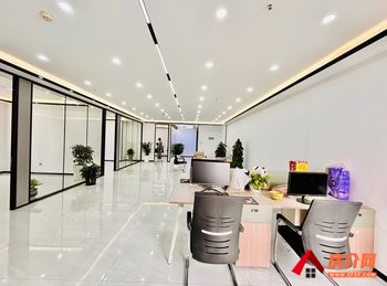 融创春风十里写字楼 >358m²写字楼出租，参考报价：