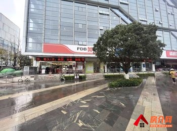 「昆明」西山滇池度假区415m²商铺出售,参考报价:面议 「昆明」西山滇池度假区415m²商铺出售,参考报价:面议