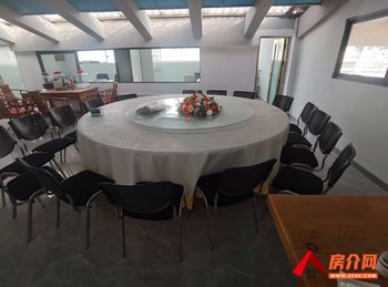 昆明呈贡市政府500m²商铺出租,参考报价:4500元/月 昆明呈贡市政府500m²商铺出租,参考报价:4500元/月