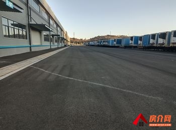 呈贡七甸乡1000m²仓库出租，参考报价：面议