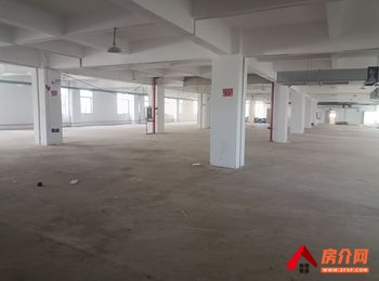 官渡新亚洲体育城3100m²厂房出租，参考报价：面议