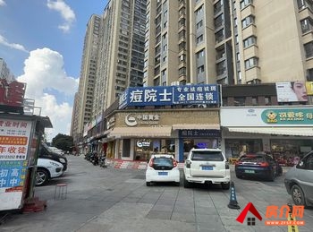 官渡新亚洲体育城168.6m²商铺出售,参考报价:168万元 官渡新亚洲体育城168.6m²商铺出售,参考报价:168万元