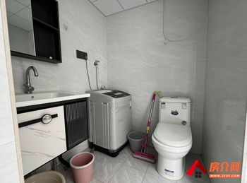 西山农垦局宿舍,2室1厅房子出租(合租),租金每月550元 西山农垦局宿舍,2室1厅房子出租(合租),租金每月550元