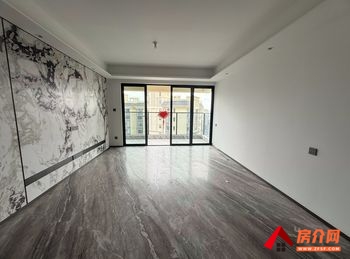 龙湖学宸府小区房屋出售，西山龙湖学宸府，4室2厅，报价：19