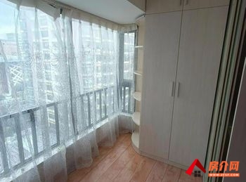 西山光辉城市，3室2厅房子出租(整租)，租金每月1900元