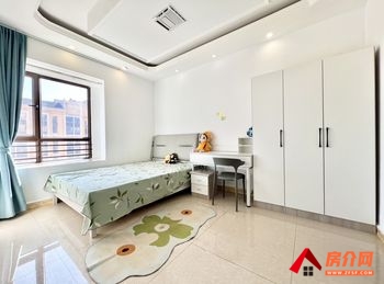 昆明五华万彩城市花园 1室1厅房子出租(整租)，租金每月90