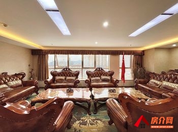 春城商务中心 >998m²写字楼出租，参考报价：面议