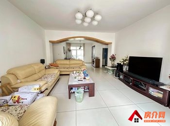 西山金盾花园(南区)，4室2厅二手房出售,报价：160万元