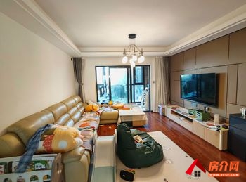 万科白沙润园小区二手房丨盘龙万科白沙润园，4室2厅二手房出售