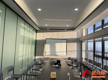 海乐世界(办公) >160m²写字楼出租，参考报价：3