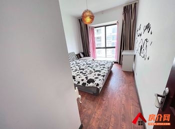 #中天融域小区房屋出租#西山中天融域，3室2厅房子出租(合租