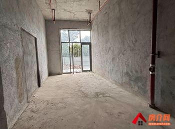 昆明盘龙世博片区39m²商铺出租，参考报价：2340元/月