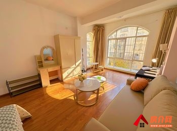 水晶堡小区房屋出租，官渡水晶堡，1室1厅房子出租(合租)，欢