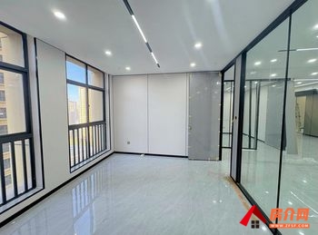 未名城写字楼 >306m²写字楼出租，参考报价：765