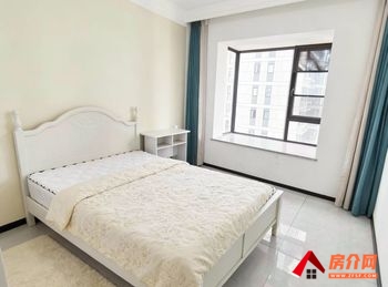 盘龙京江欣翠，3室2厅房子出租(合租)，租金每月550元