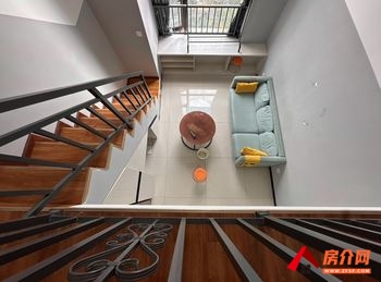 五华新城吾悦广场(商住楼)，1室1厅房子出租(整租)，租金每