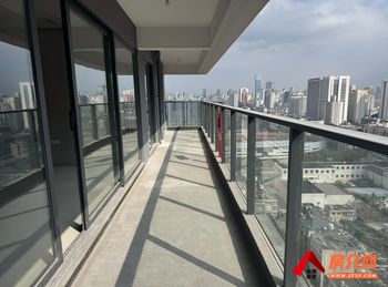 昆明五华春城华府 4室2厅二手房出售,报价：290万元