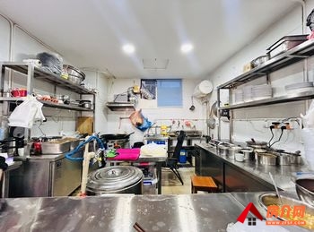 盘龙白塔路45m²商铺出租,参考报价:4600元/月 盘龙白塔路45m²商铺出租,参考报价:4600元/月