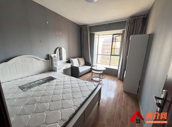 昆明官渡水木清华 1室1厅房子出租(合租)，租金每月600元